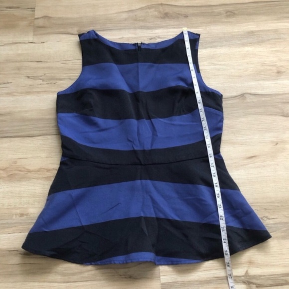 Banana Republic Blue Asymmetrical Sleeveless Tank Top - Picture 6 of 6